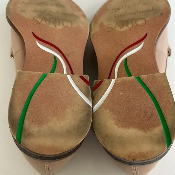 Franco Sarto Eda Bit Loafer With Metal Detail Slip On Tan Color Women’s size 9