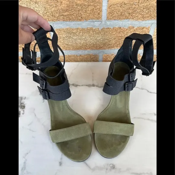 Frēda Salvador Military Green/Black Suede Cage Sandals Size 9