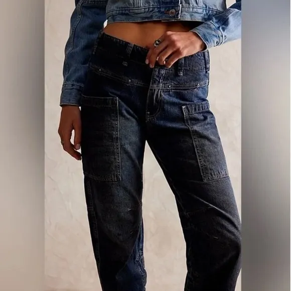 FREE OASIS DENIM CROP JEANS SIZE 26