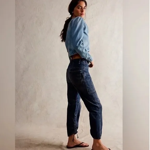 FREE OASIS DENIM CROP JEANS SIZE 26