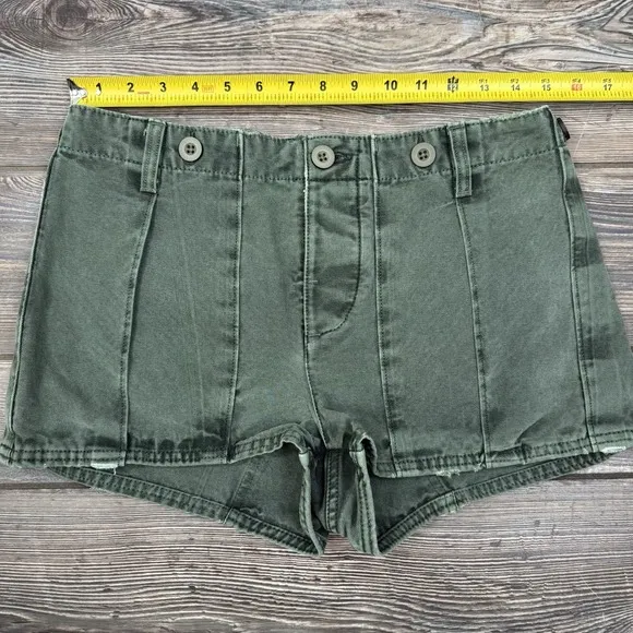 Free People All Yours Micro Cargo Shorts Lichen Green Cotton Size 6 NEW $98.00