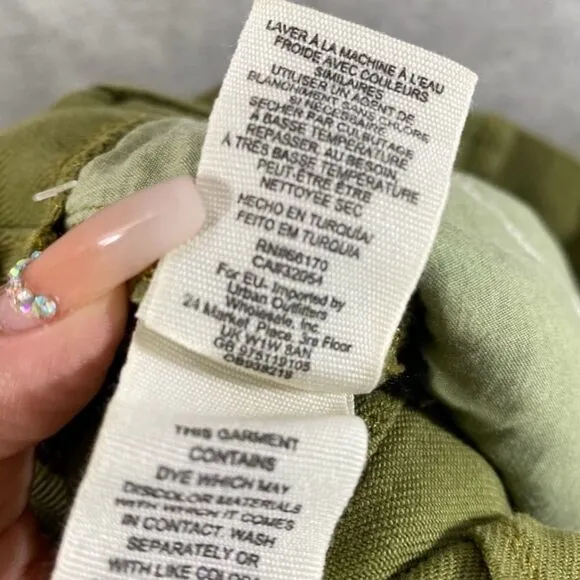 FREE PEOPLE CINDY UTILITY SHORTS PAPER BAG WAIST MOSS SIZE 6 GREEN