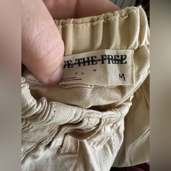 Free People Everglades Utility Pants in beige size medium - NWOT