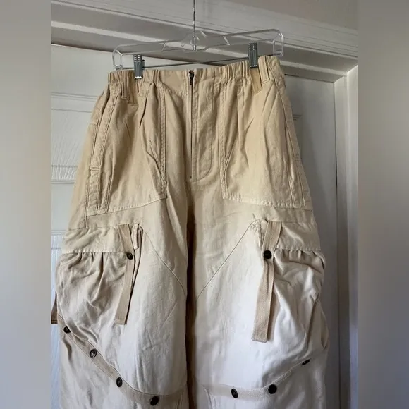 Free People Everglades Utility Pants in beige size medium - NWOT
