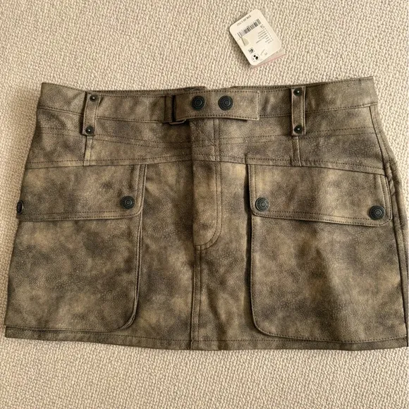Free people Micro Mod Mini Skirt Faux Vegan leather. NWOT. Rockwood