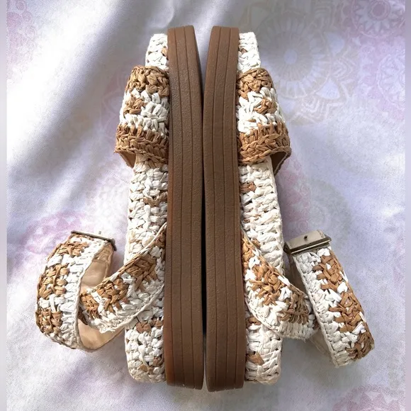 Free People Roma Raffia Sandals Size 9 Boho Woven EUC Tan White Ankle