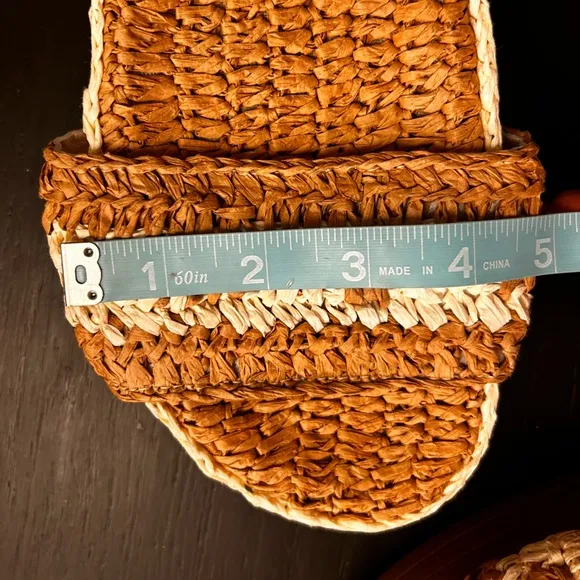 Free People Roma Raffia Sandals Size 9 Boho Woven EUC Tan White Ankle