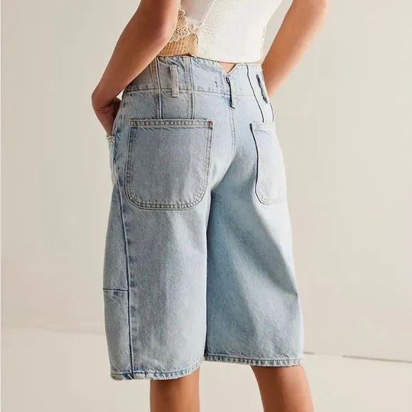 Free People We The Free Extreme MeasuresBarrel Denim Shorts Size 26