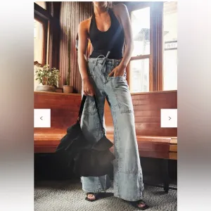 Free People Women's Crvy Outlaw Wide Leg Jeans- brand new tags attached