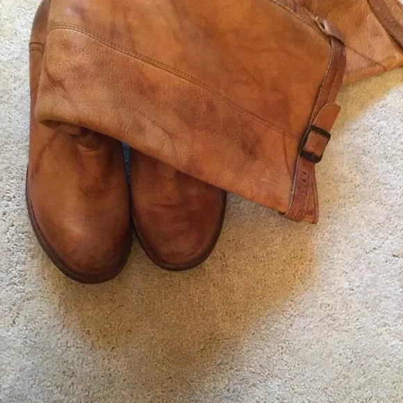 FRYE CARMEN Saddle Leather Designer MEXICO Inside Zip Knee High Boots