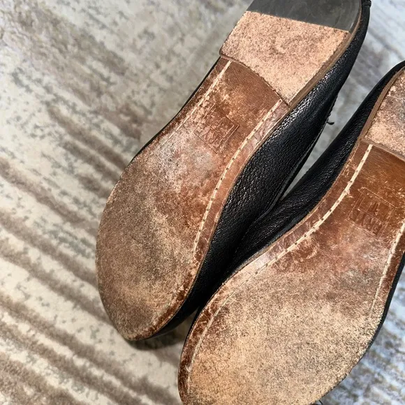 Frye Carson Ballet Flats