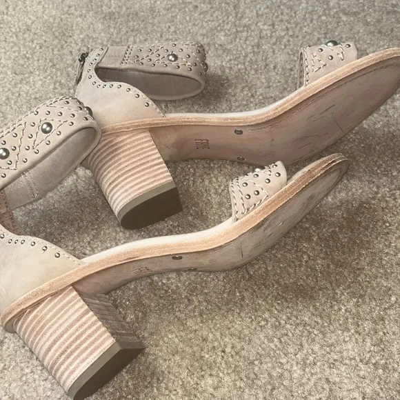 FRYE sandals