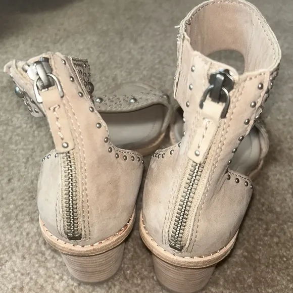 FRYE sandals