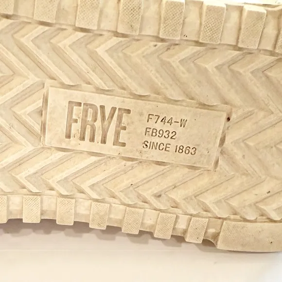 Frye Women’s Gia Lug Trail High-Top Sneakers