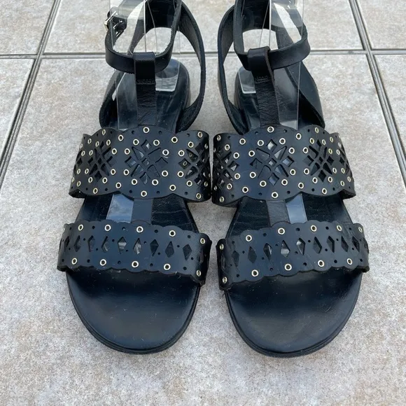 Furla Aurora Black Flat Sandals T-Strap