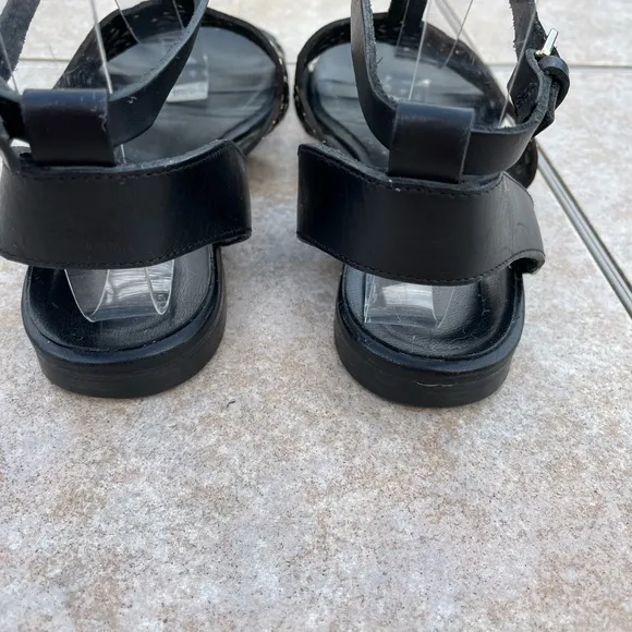 Furla Aurora Black Flat Sandals T-Strap