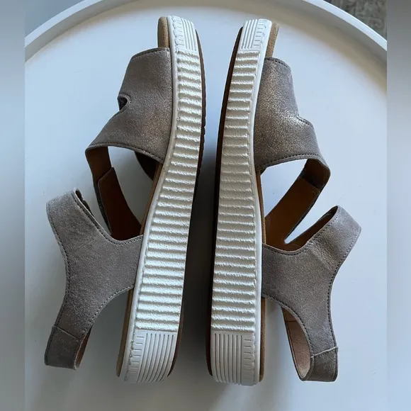 Gabor Marigold Leather Wedge Taupe Sandals EU 42/US 10.5