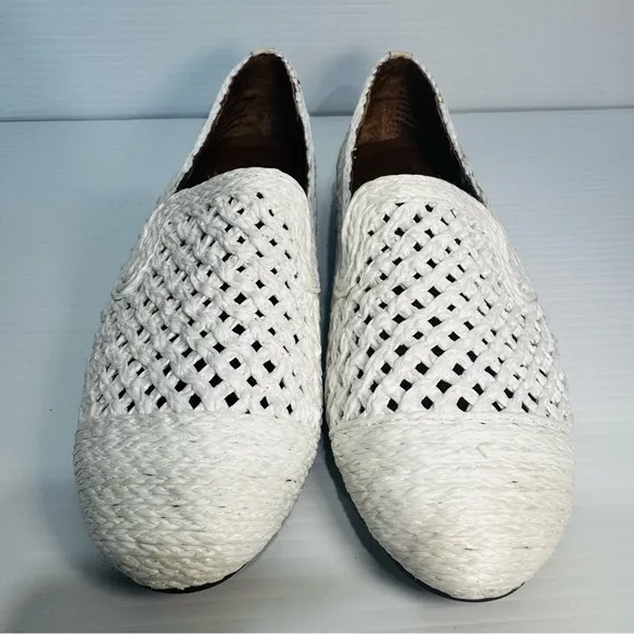 Gentle Souls Eugene White Weave Flats Size 7.5