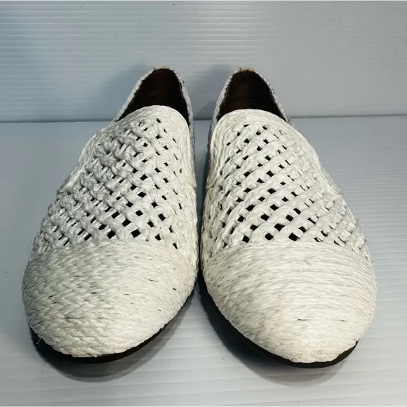 Gentle Souls Eugene White Weave Flats Size 7.5