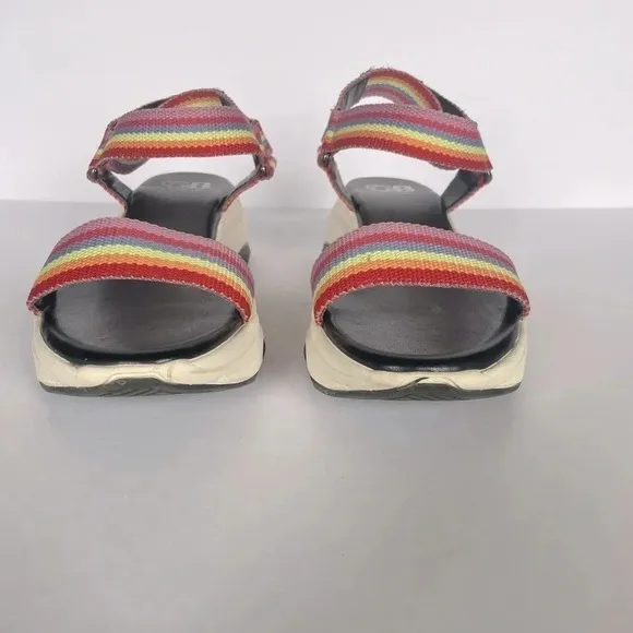 Gianni Bini Rainbow platform sandals size 8