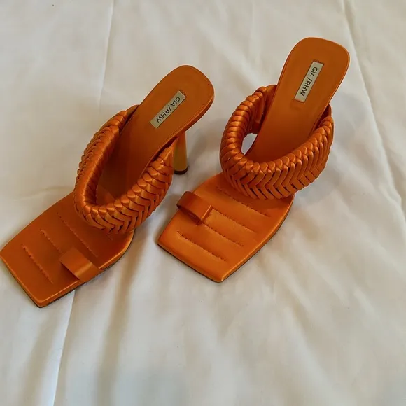 GIA/RHW. Giaborghini Rosie 1 Satin. Size 39.5.