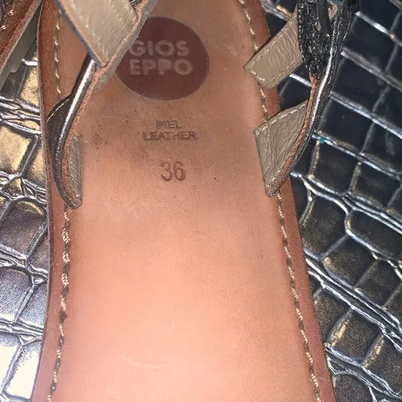 Gioseppo Leather Kids Strap sandals sz 3.5 (36)