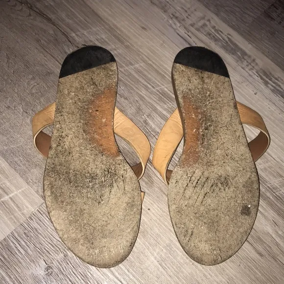 Givenchy straps tobacco flat sandals size 7