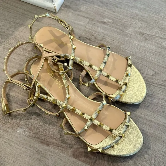 Gold Studs Strap Flat Sandals