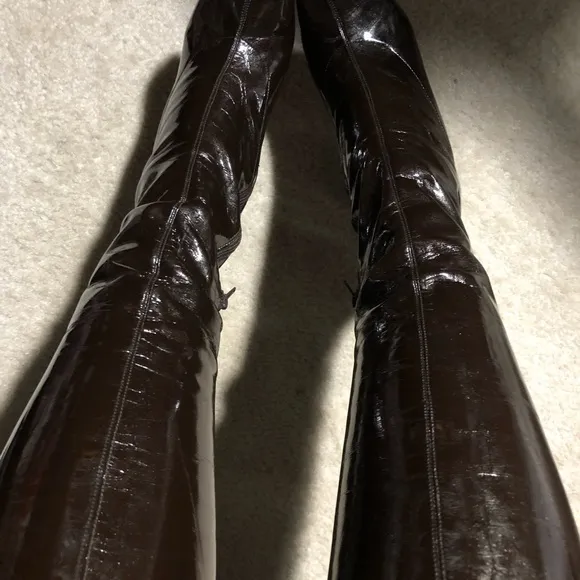 Gorgeous Wet Look Knee High Boots