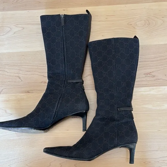 Gucci - Elegant Black Knee-High Women's Boots