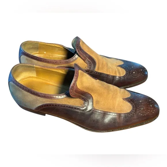 GUCCI Elegant Brown Leather and Tan Suede Slip-On Loafers. 10D