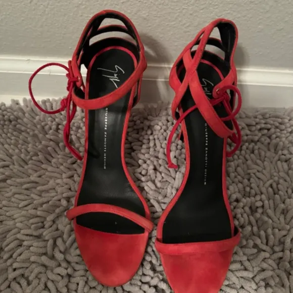 Guisseppe sandals