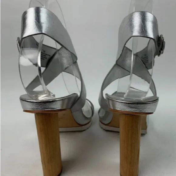 H by Halston Nala Sandals Silver Leather Slingback Ankle Buckle Strap Size 8