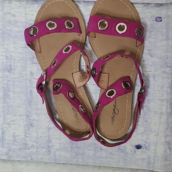 Halogen Elsie Criss Cross Strap Flat Suede Sandals