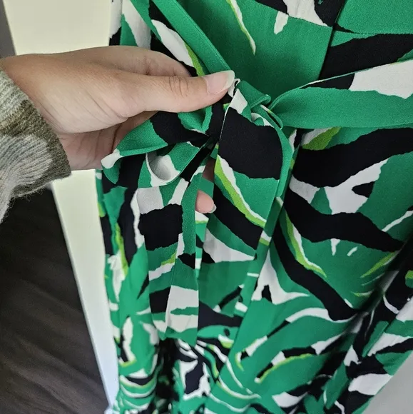 HOBBS Green Multi Laurenza Printed Sleeveless Button Down Midi Dress Size 8