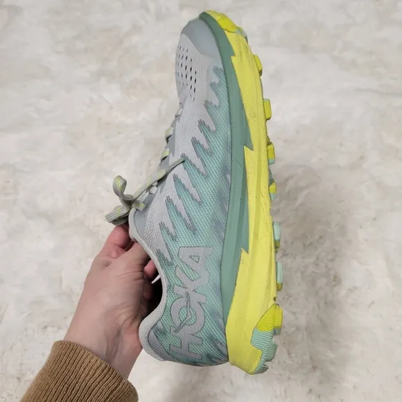 Hoka One One Women 9 B Torrent 3 Gray/Teal Road Running Sneakers Trail Terrain