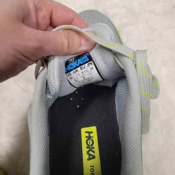 Hoka One One Women 9 B Torrent 3 Gray/Teal Road Running Sneakers Trail Terrain