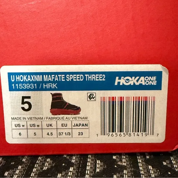 Hoka One One x Nicole McLaughlin Mafate THREE2  Sneakers Running Shoes