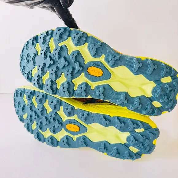 Hoka Speedgoat 5 Men Sneakers Trail Running Hiking Sz 9.5D Blue Coral Athletic