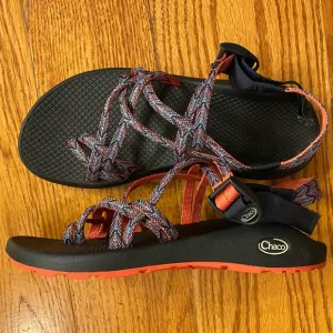 🎉HP🎉 EUC Chaco ZX/2 Sandals, Multi