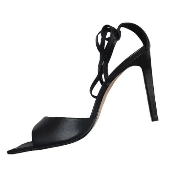 💕HP💕NIB SCHUTZ Bryce Nappa Leather Sandals💕