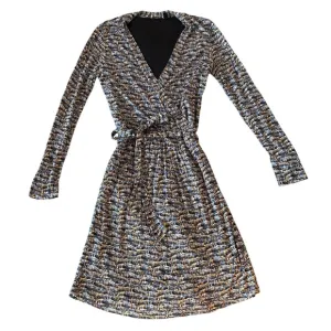 Hugo Boss women's print wrap dress  Size Med. EUC. Great print and so soft!