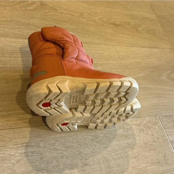 Hunter little girl winter/ snow boots size uk 10(us11)