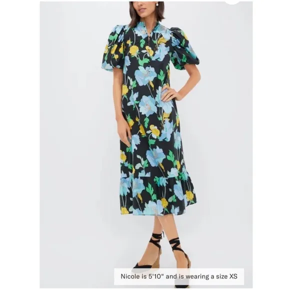 HYACINTH HOUSE Black &amp; Airy Blue Floral Mimi Midi Dress