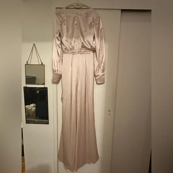 Ieena for Mac Duggal Long Sleeve Gown in Gold Champagne Size 2