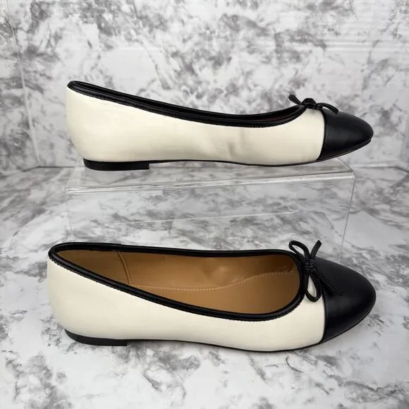J Crew Womens Captoe Ballet Flats Size 7.5 Ivory Black Leather Bow Preppy Twee