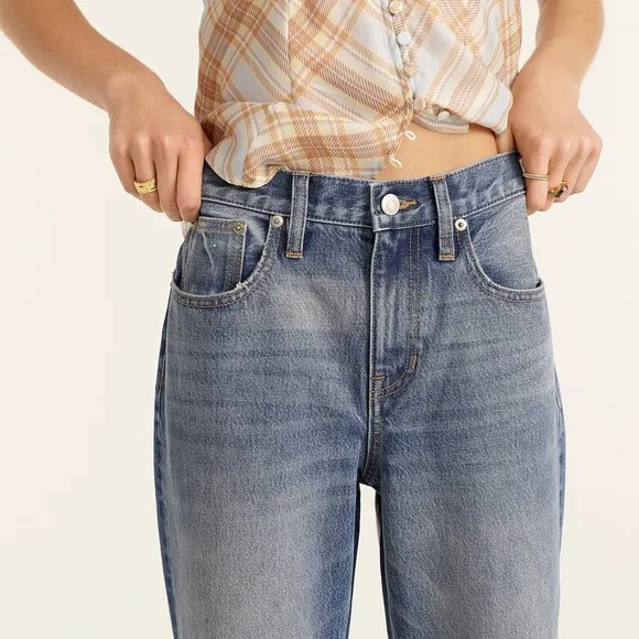 J.CREW Slouchy Boyfriend Jeans NWT Size 28 Paulette Wash