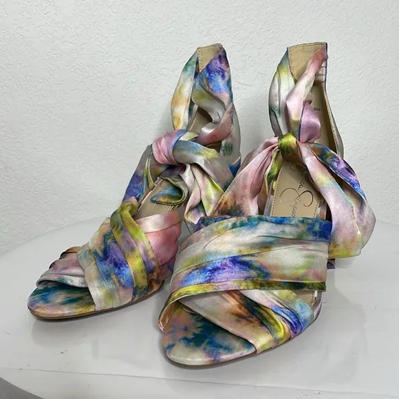JESSICA SIMPSON NOELENE TIE DYE PEEP TOE ANKLE WRAP BLOCK HEEL SANDALS **NWOT**
