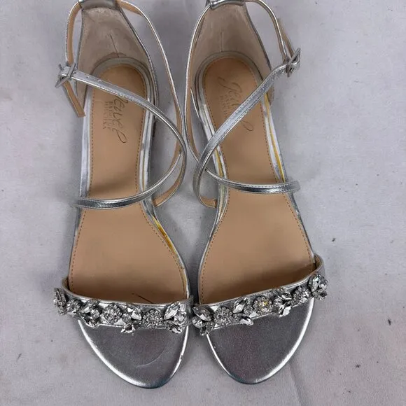 Jewel Badgley Mischka Womens Silver Embellished Sandals Size 7.5