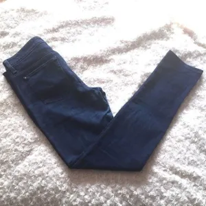 Joe’s Dark Wash Cigarette Leg Denim Jeans Size 30